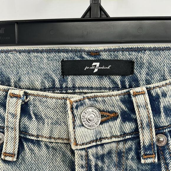 7 for all Mankind Women's Logan Stovepipe Jeans - Frost w/raw cut wide Cuff - 26 - Picture 4 of 9